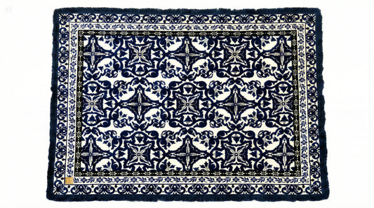 Delphinium Throw Blanket & Throw Rug — Luxury Woven Sofa Throw 160x200cm